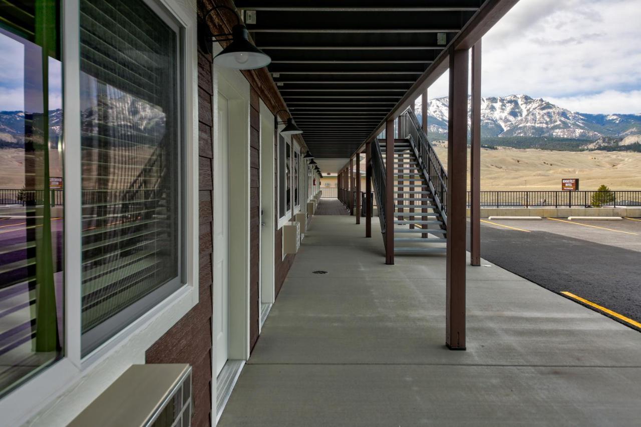 Roosevelt Hotel - Yellowstone Gardiner Exterior foto